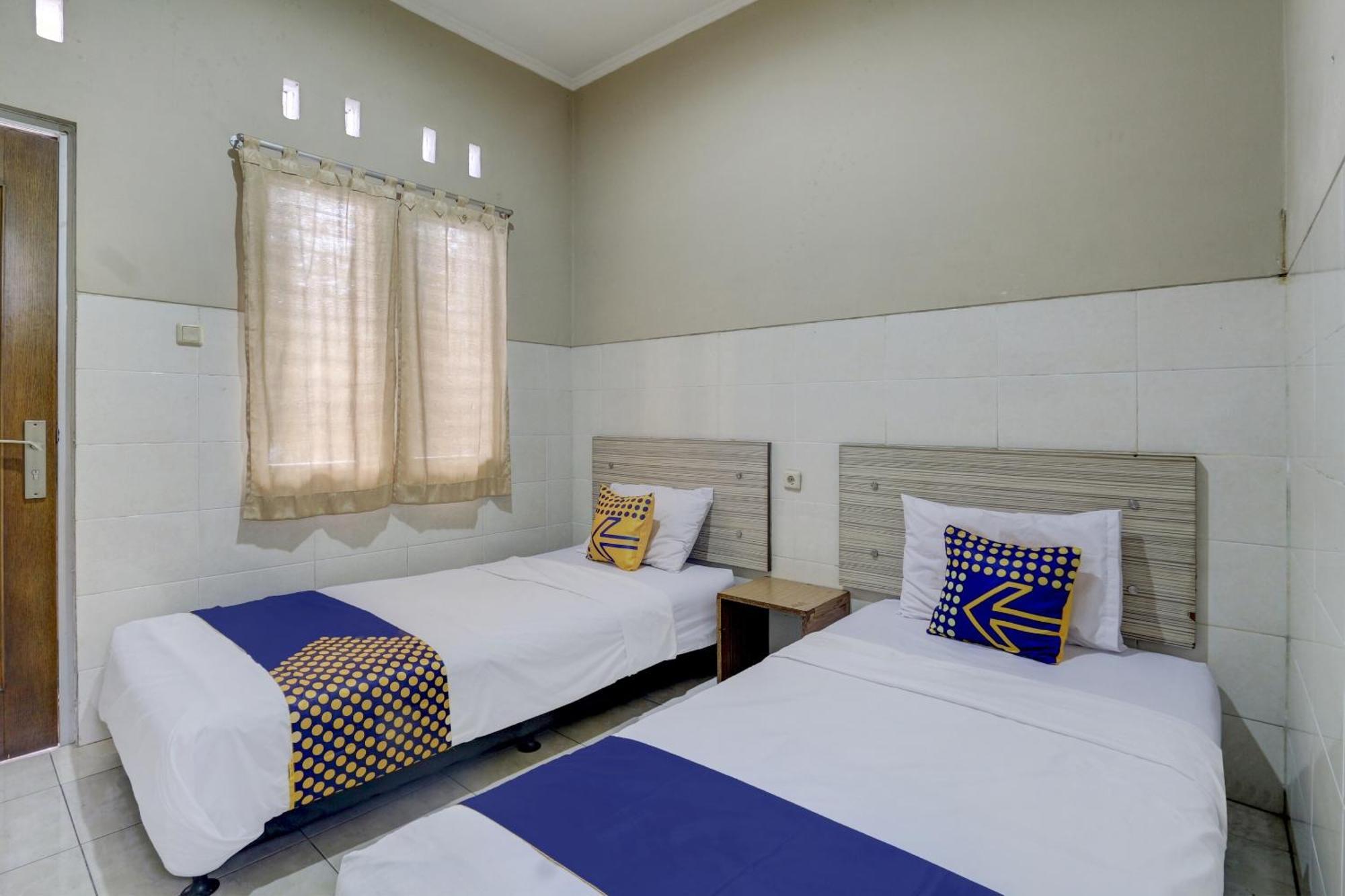 סמאראנג Oyo Life 90159 Puri Asoka Guest House מראה חיצוני תמונה