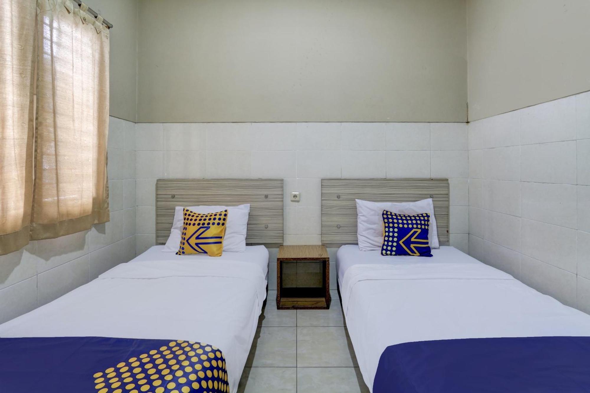 סמאראנג Oyo Life 90159 Puri Asoka Guest House מראה חיצוני תמונה